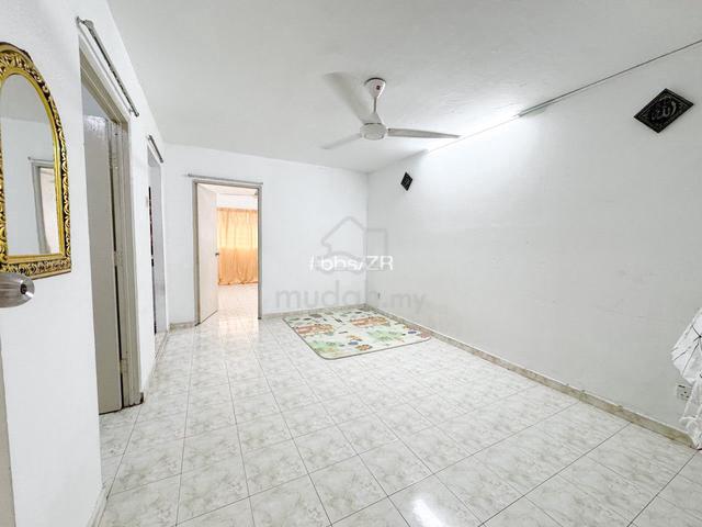 Bandar Baru Sentul Flat 1