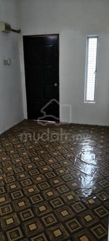 Selangor Kota Kemuning Not Furnished House For Rent 1