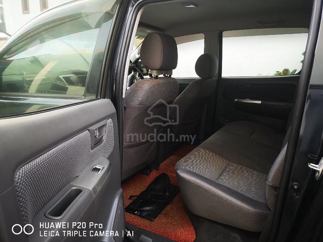 2013 Toyota HILUX 2.5 G VNT FACELIFT (A) - 3