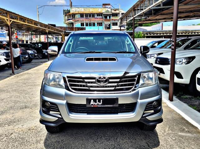 2013 Toyota HILUX 2.5 G VNT A CAR KING LOW MILEAGE - 2