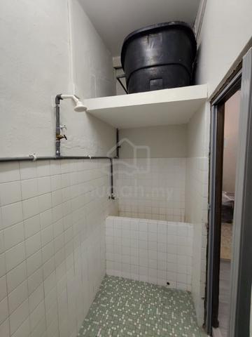 Fully furnished โ
Rumah Teres Taman Tas Kuantan Pahang 1
