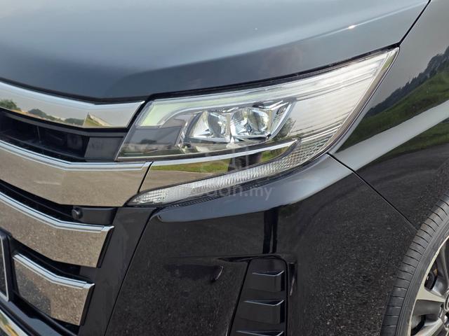 2020 Toyota NOAH 2.0 WXB (A) - 3