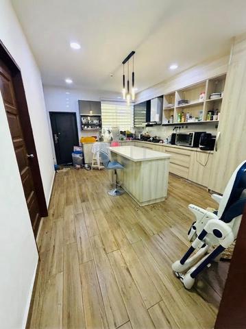 Fully Furnished Double Storey Terrace Spacious Backyard fully furnish 1