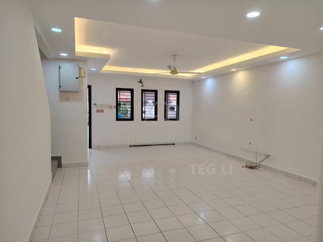 Renovated Extended 20x70 Kota Kemuning 2 Storey Value Buy Shah Alam 1