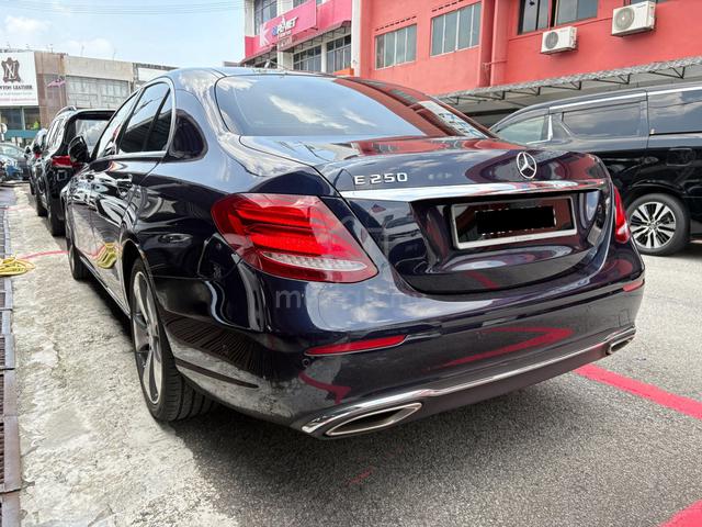 2017 Mercedes Benz E-CLASS 2.0 250 AVANTGARDE CKD - 3
