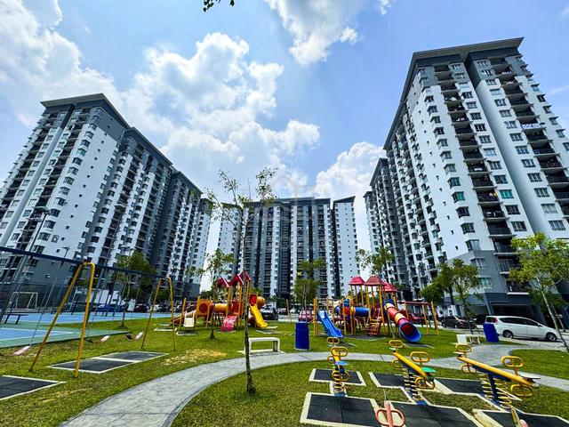 Residensi Laguna Biru 2 1