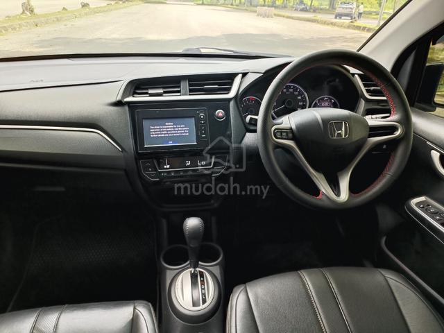 2018 Honda BR-V 1.5 V 7 SEATER, KEYLESS,CAMERA BRV - 4