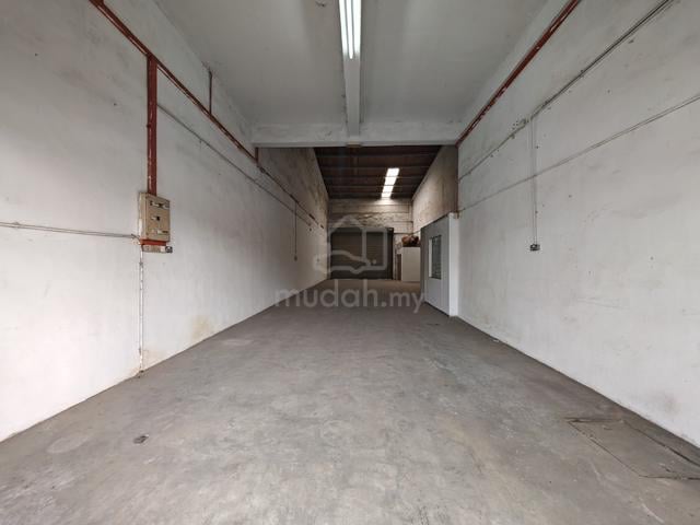 Tmn Mount austin corner factory for rent 1