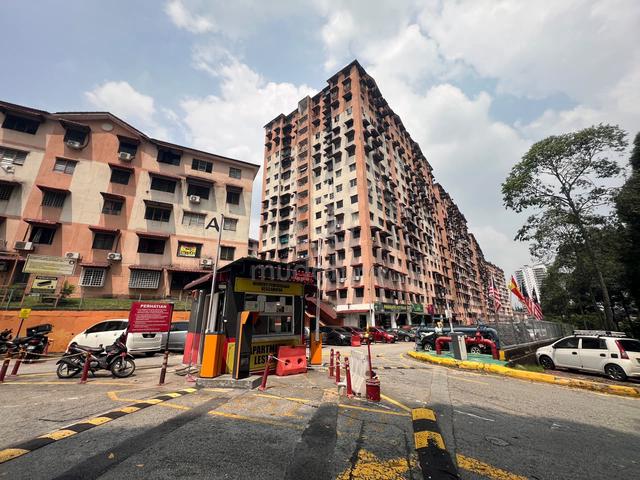 Apartment Lestari (Damansara Damai) 1