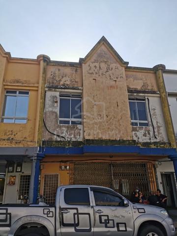 Shoplot Top Floor for Rent 1