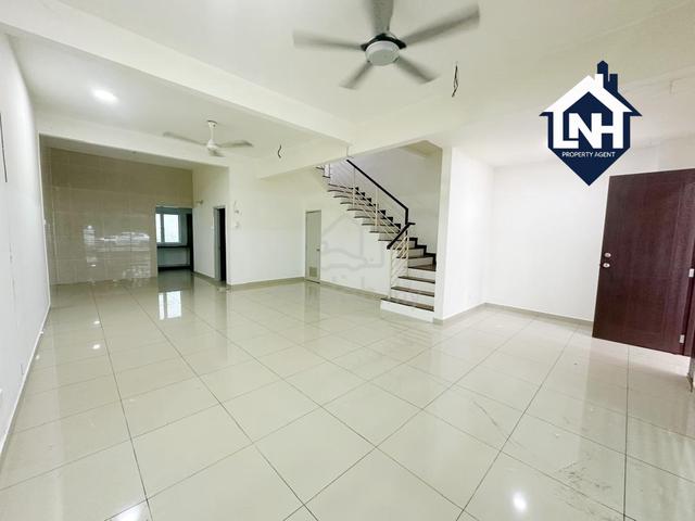2 Storey Terrace Bukit Banyan for sale cheap renovated open facing 1