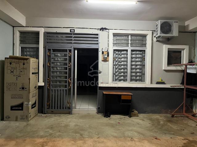 rumah untuk disewa 1