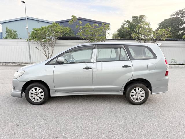 2013 Toyota INNOVA 2.0 E (A) TIP TOP NEGO - 3