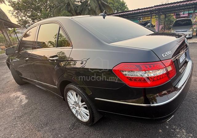 W212 Mercedes Benz E-CLASS 1.8 200 CGI BLUEEFCY - 3