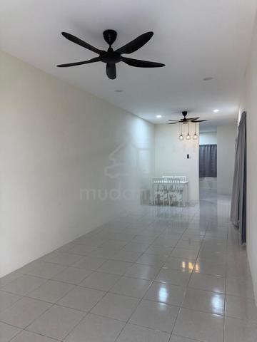Single Storey with 3 Bedroom and 2 Bathroom 1