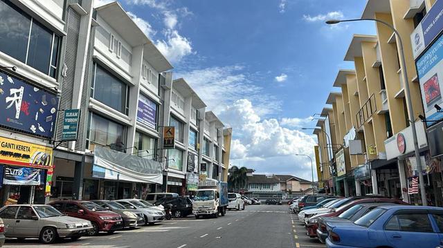 Bangi Baru Tmn Putra Kajang Shoplot office endlot utk disewa 1