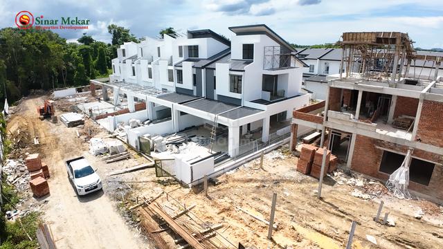 Jalan Depo 2 & Half Storey Luxury New Terrace 1