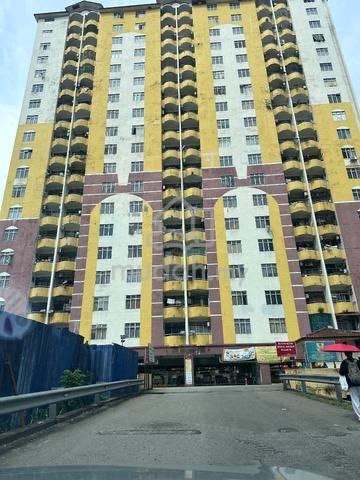 Lagoon Perdana 1
