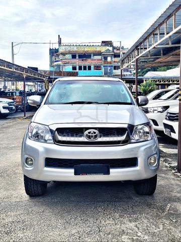 2010 Toyota HILUX 2.5 G FACELIFT DOUBLE CAB (A) - 3