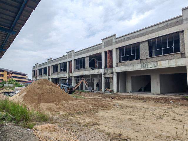 Kedai Pejabat 2 Tingkat, Kemaman 1