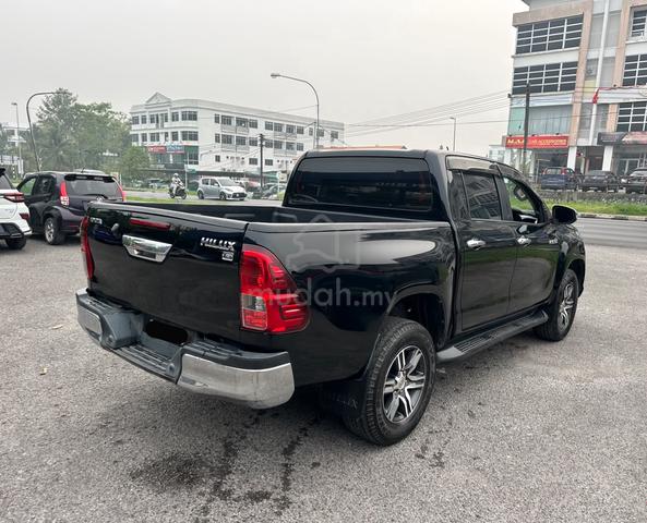 2018 Toyota HILUX 2.4 G FACELIFT (A) FULL LOAN - 4