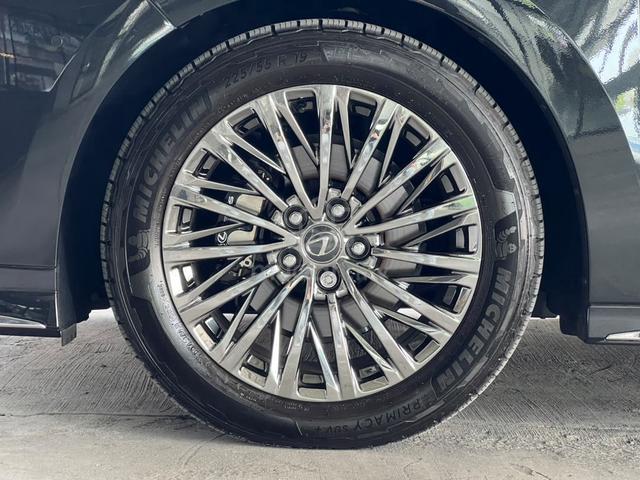 2025 Lexus LM 2.4 500H VERSION L MY24 AW10 (A) - 4