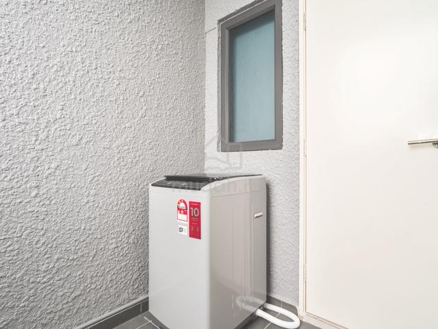 All Inclusive Single Room in Meta Residence (Seri Kembangan) Near MRT 4