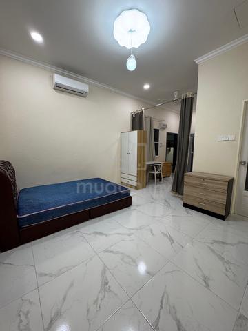 Studio room 1