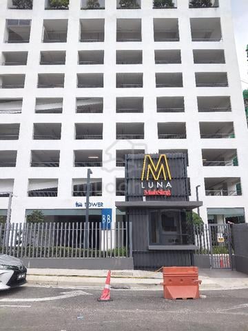M Luna 1