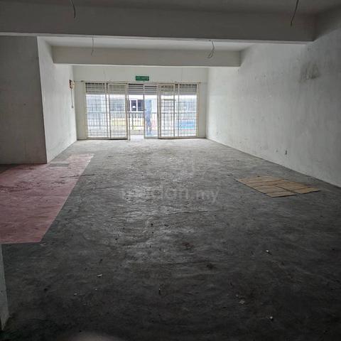 Inanam Capital / 1,200 sf / 1st Floor / Kolombong / Menggatal / KK 1