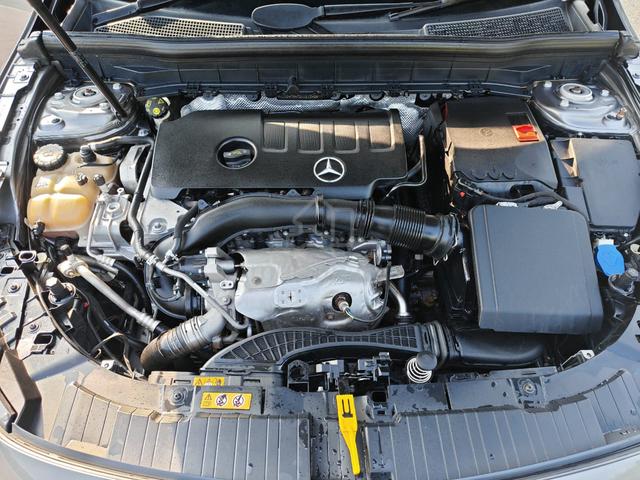 Mercedes Benz GLB250 2.0 250 (A) AMG / P.BOOT - 3