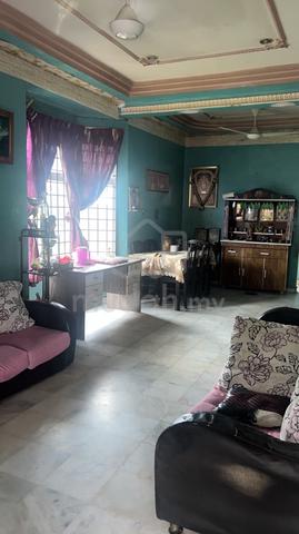 Skudai Jalan Hang Tuah Single Storey Corner Lot For Sale 1