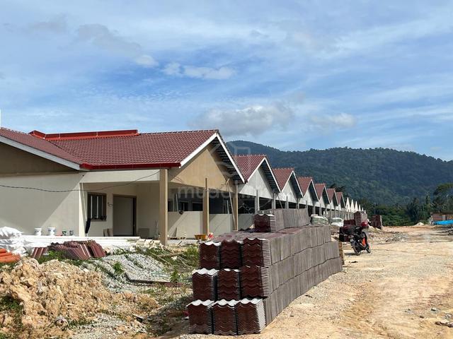 TERES SETINGKAT TANAH LUAS Chengkau Rembau Negeri Sembilan 1