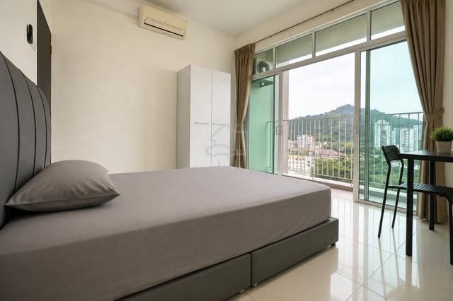 Cozy Balcony Room For Rent @ Sierra East Condominium, Bayan Lepas 1