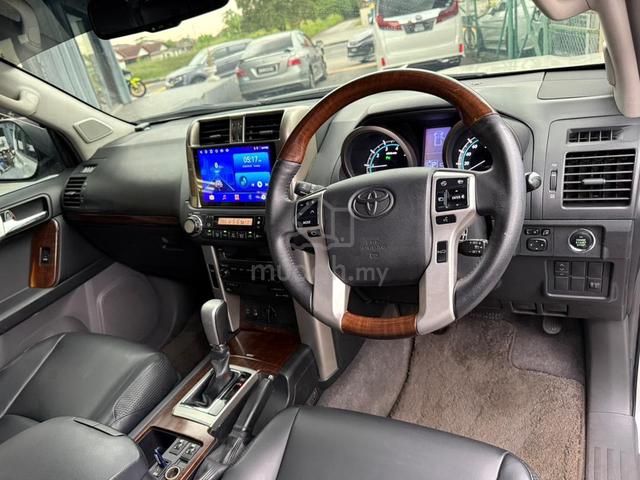 2010 Toyota LANDCRUISER PRADO TZG 4.0 Boleh Loan - 5