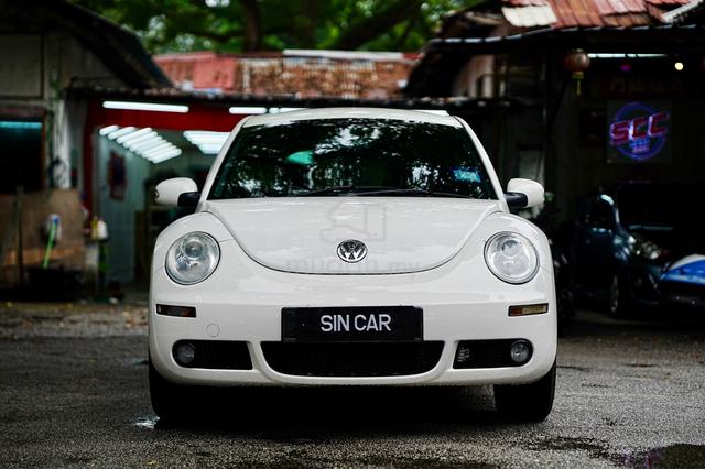 2010 Volkswagen BEETLE 1.6 (A) - 2