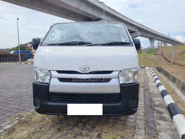 2019 Toyota Hiace 2.5 (M) 14 Seat Window Low Roof - 3