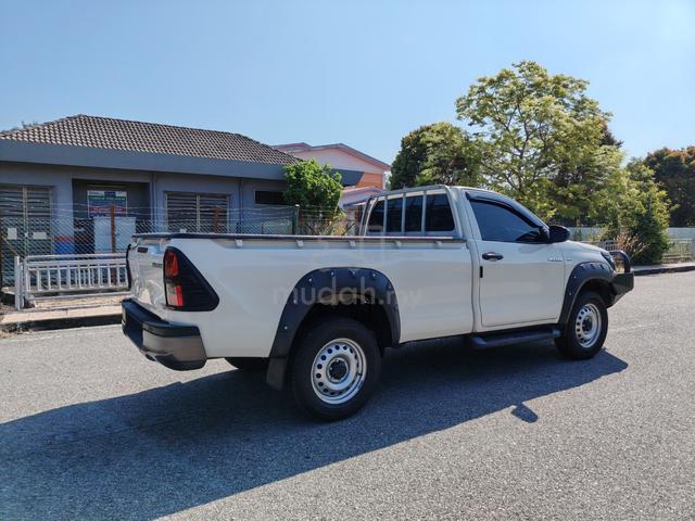 2024 Toyota HILUX 2.4 MT (M)warranty until 2029 - 5