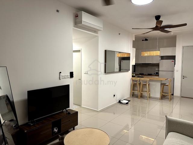 Medium and Small Rooms for rent next to Sungai Jernih MRT 1