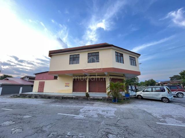Bercham Double Storey ShopHouse Tenanted below bank value Ipoh 1