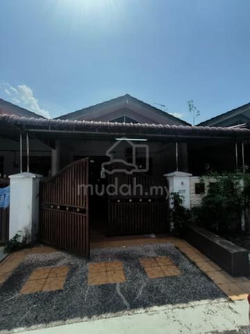Single Storey @ Bestari Indah Nearby Ulu Tiram Mount Austin Johor Jaya 1