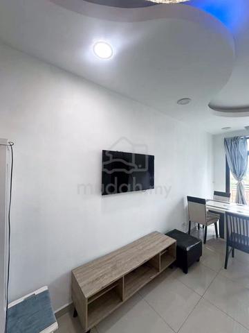 Seri Austin Residence Luxury Apartment 1