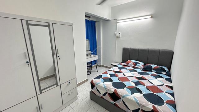 Kajang Sungai Chua Apartment Sri Camelia Bilik Lelaki with aircond 1