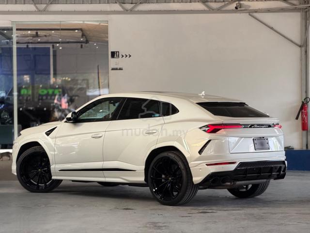 2022 Lamborghini URUS 4.0 (A) - 2