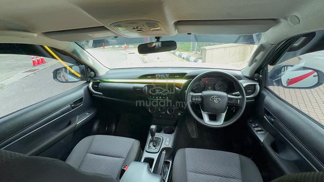 2024 Toyota Hilux 2.4E Double Cab - 5