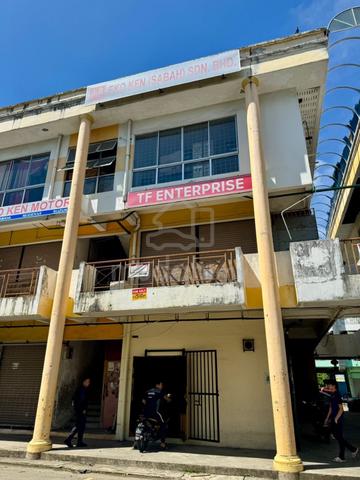 Golden Plaza/Corner Shoplot/Penampang 1