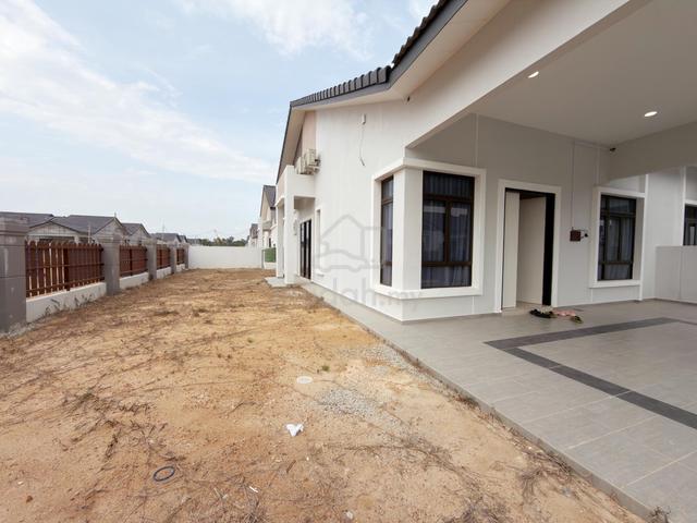 FREE Kitchen Cabinet Full Loan Freehold 1 Storey Semi D Jasin Mydin 1