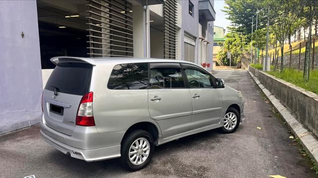 2013 Toyota INNOVA 2.0 G (A) - 5