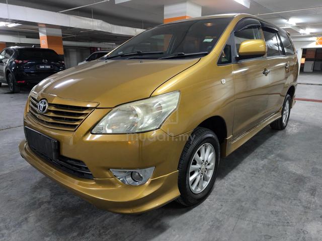 2015 Toyota INNOVA 2.0 E (A) - 2
