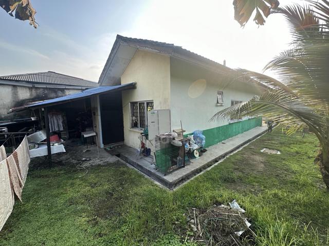 SEMI D 1 Storey Taman Desa Melor, Serendah 1
